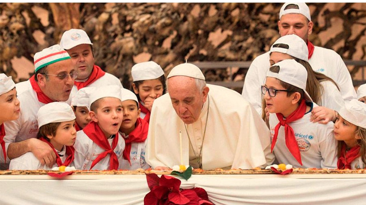 ¡Feliz Cumpleaños 82 Papa Francisco!